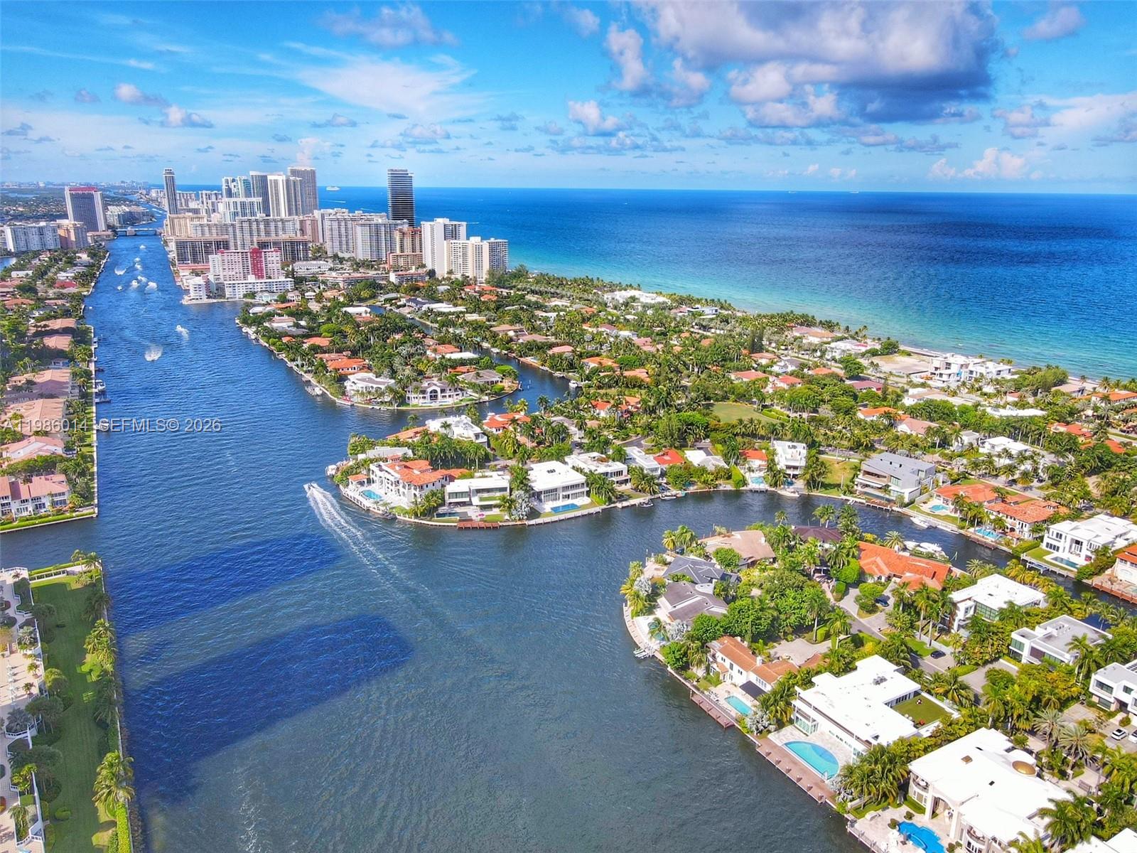 Photo of 20281 Country Club Dr  #2405, Aventura, Florida, 33180 - 