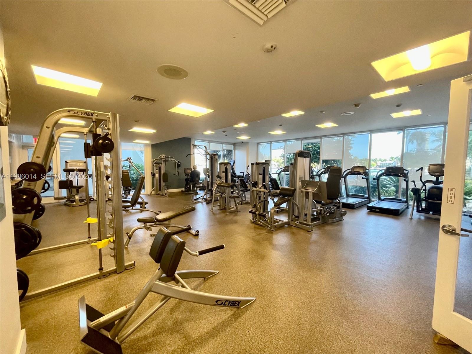 Photo of 20281 Country Club Dr  #2405, Aventura, Florida, 33180 - 