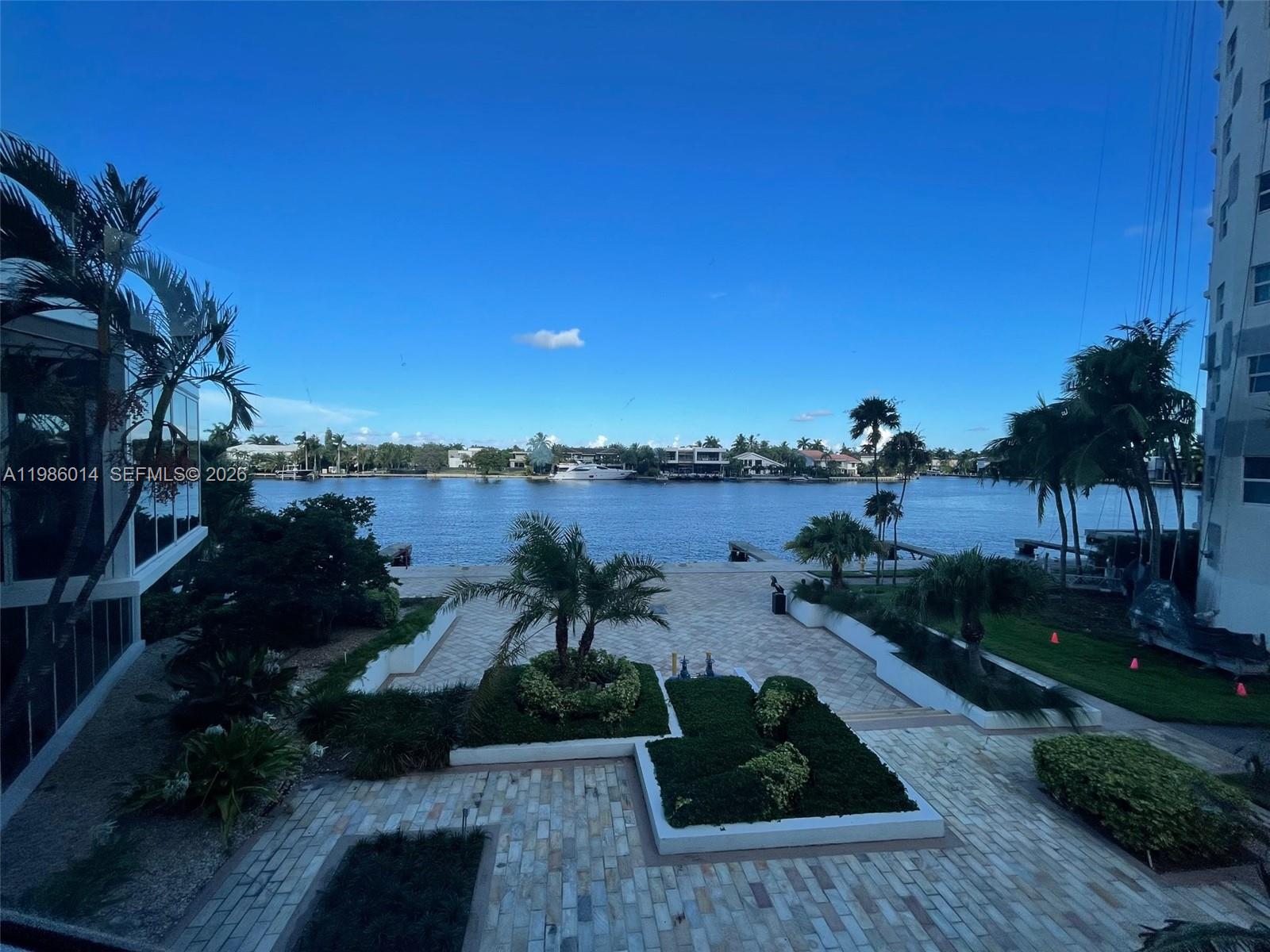 Photo of 20281 Country Club Dr  #2405, Aventura, Florida, 33180 - 