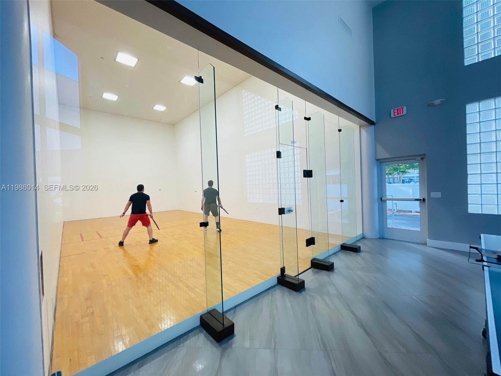 Photo of 20281 Country Club Dr  #2405, Aventura, Florida, 33180 - 