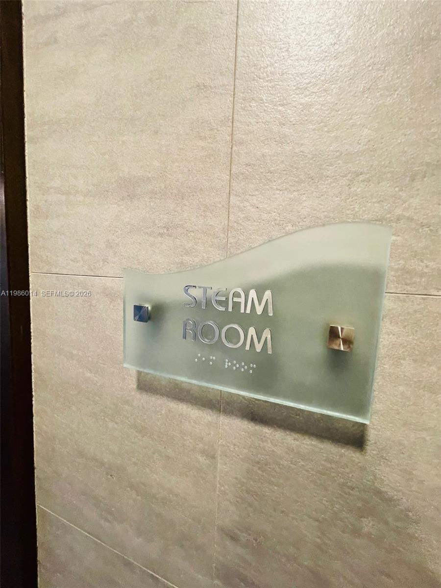 Photo of 20281 Country Club Dr  #2405, Aventura, Florida, 33180 - 