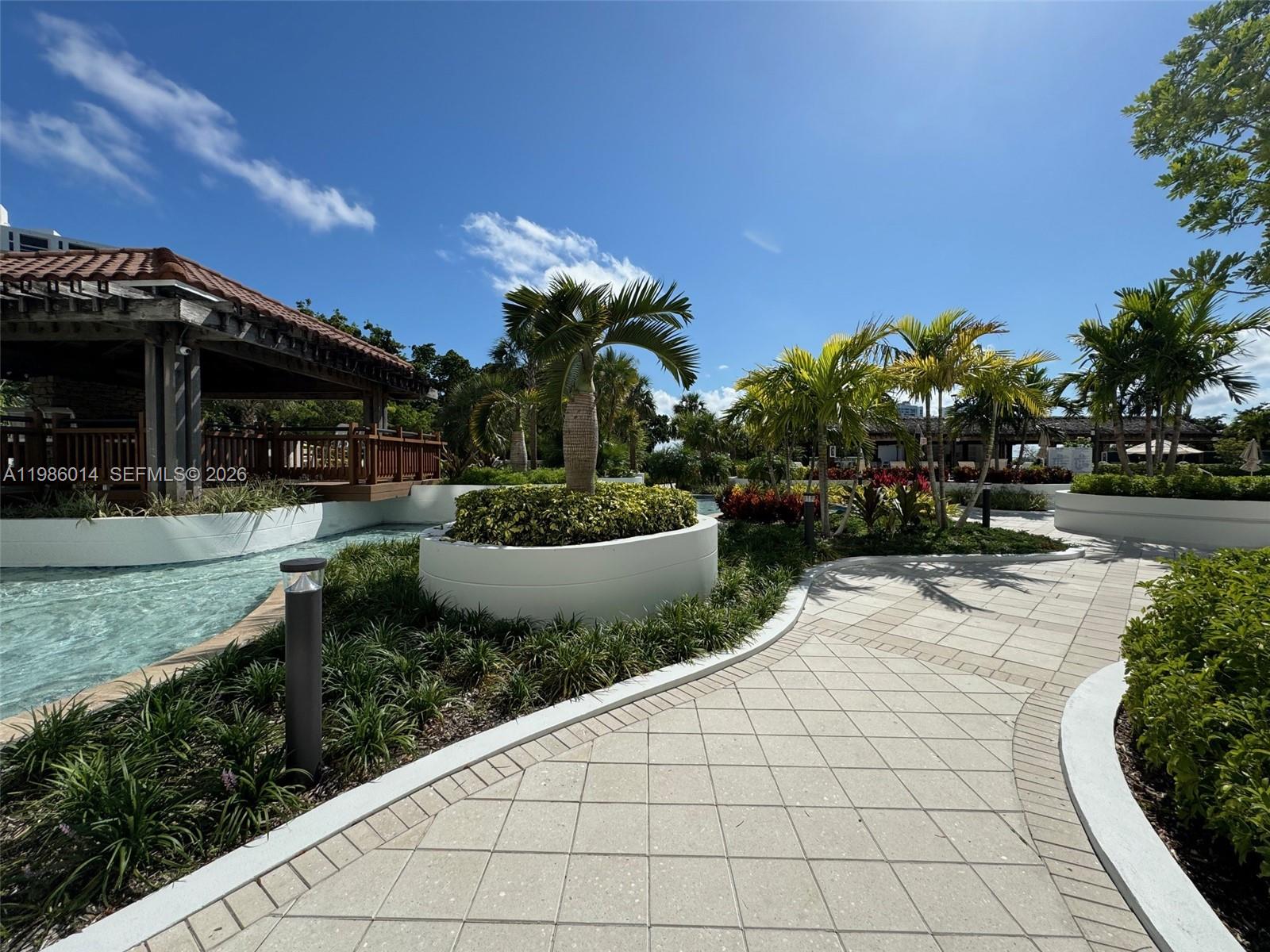 Photo of 20281 Country Club Dr  #2405, Aventura, Florida, 33180 - 