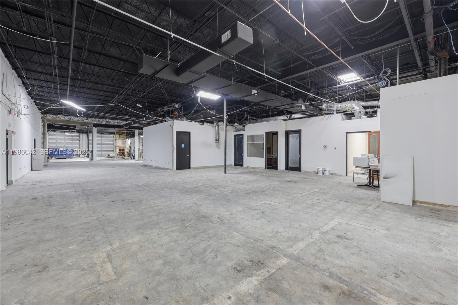   /   sq. ft. $ 2026-03-19 0 foto