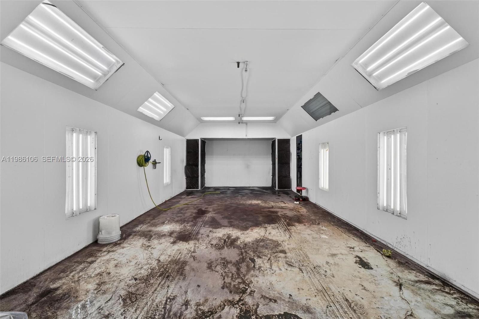   /   sq. ft. $ 2026-03-19 0 Photo