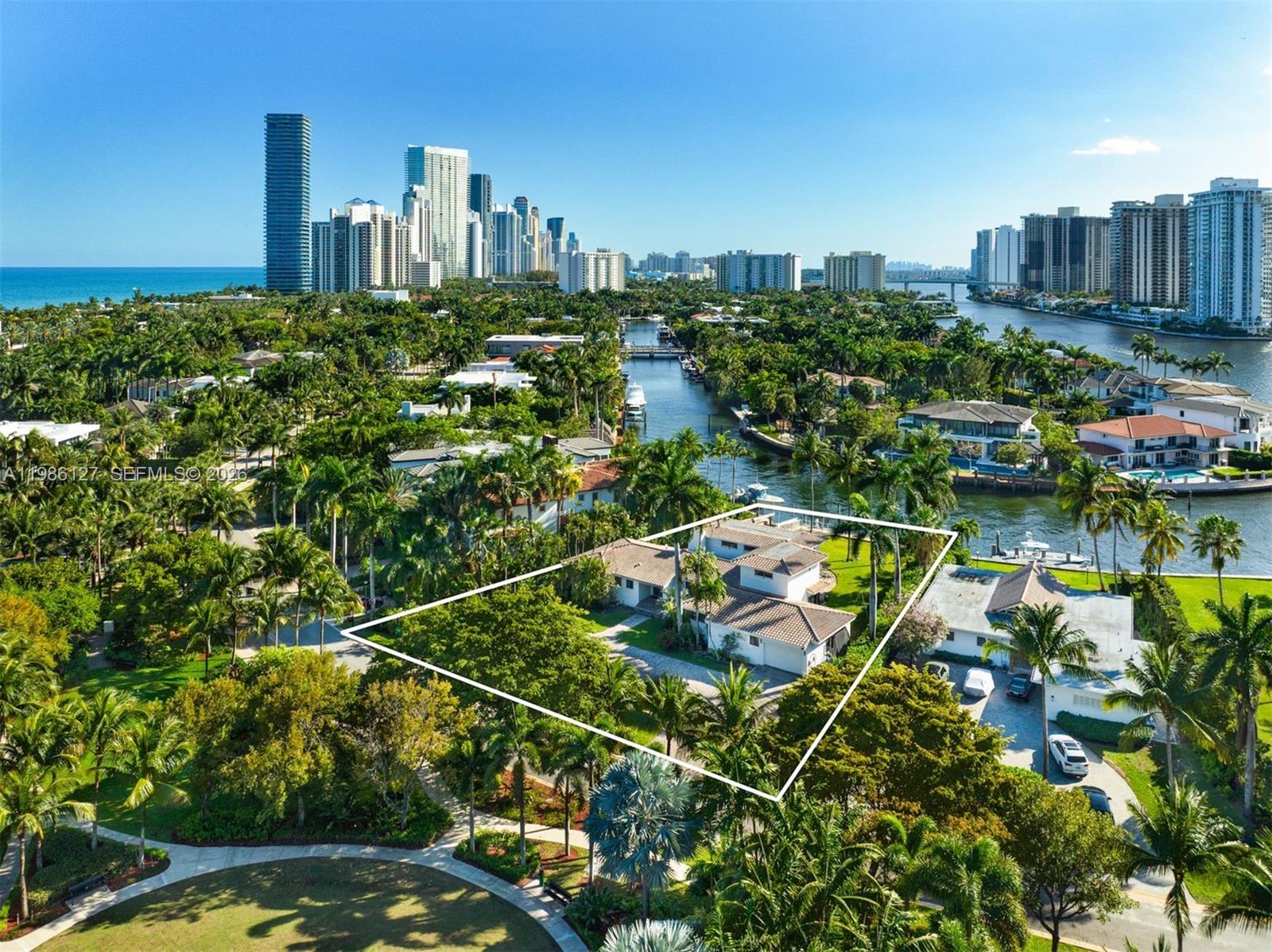 Photo of 268 Parkway (268), Golden Beach, Florida, 33160 -