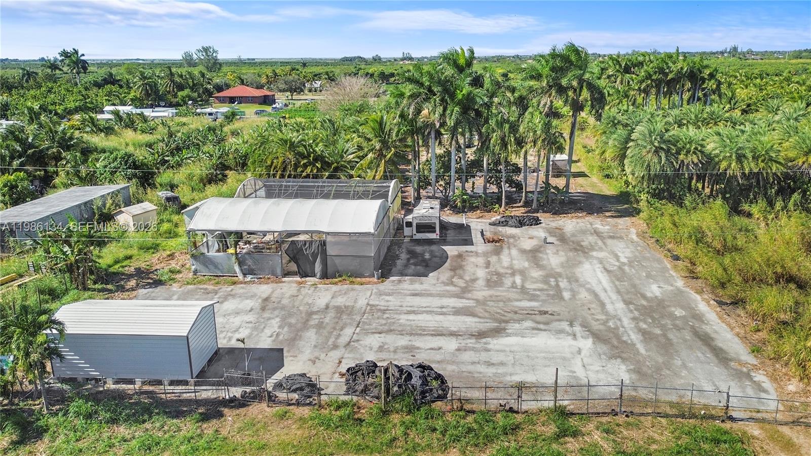   /   кв.футов $ 2026-03-19 0 Фото