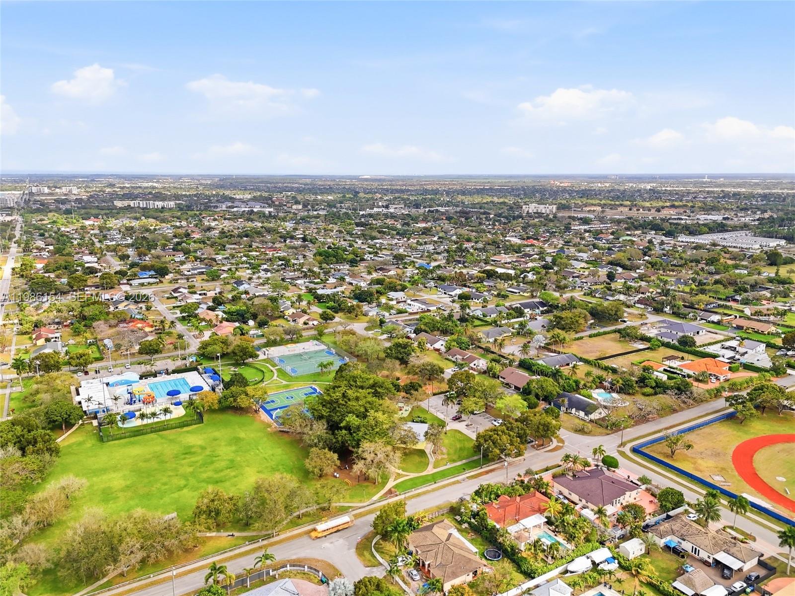   /   кв.футов $ 2026-03-19 0 Фото