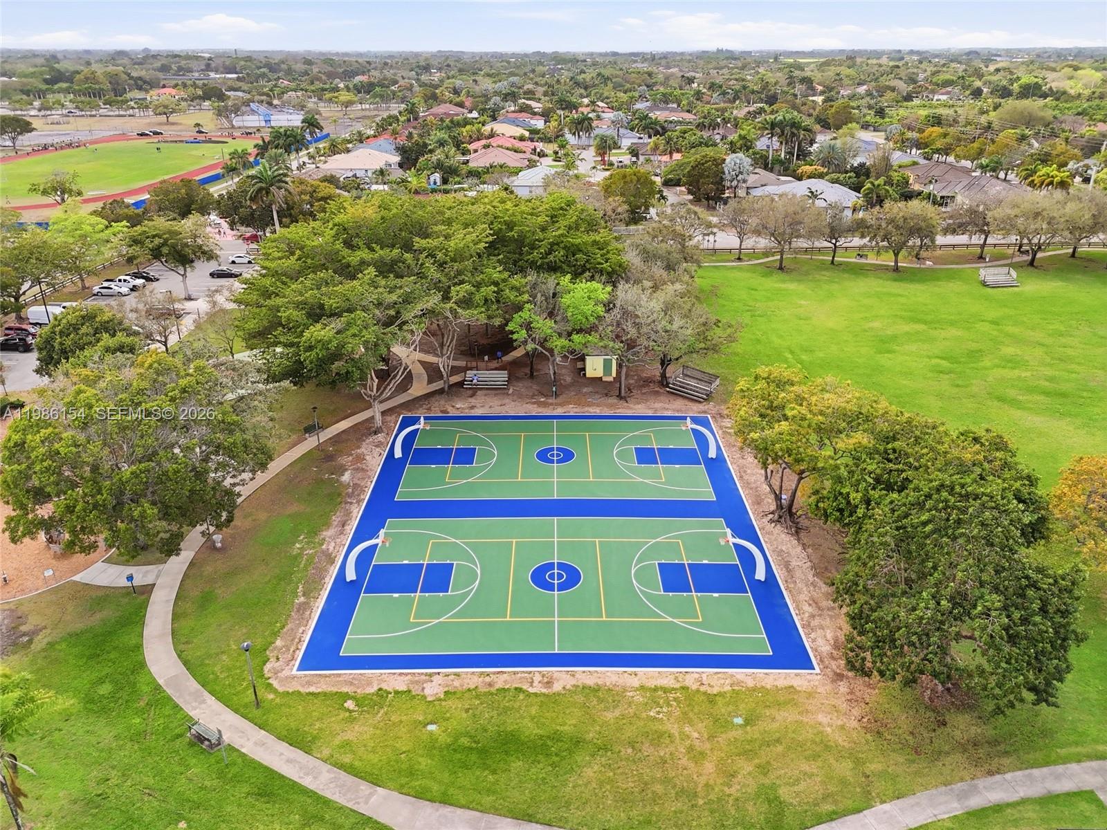   /   кв.футов $ 2026-03-19 0 Фото