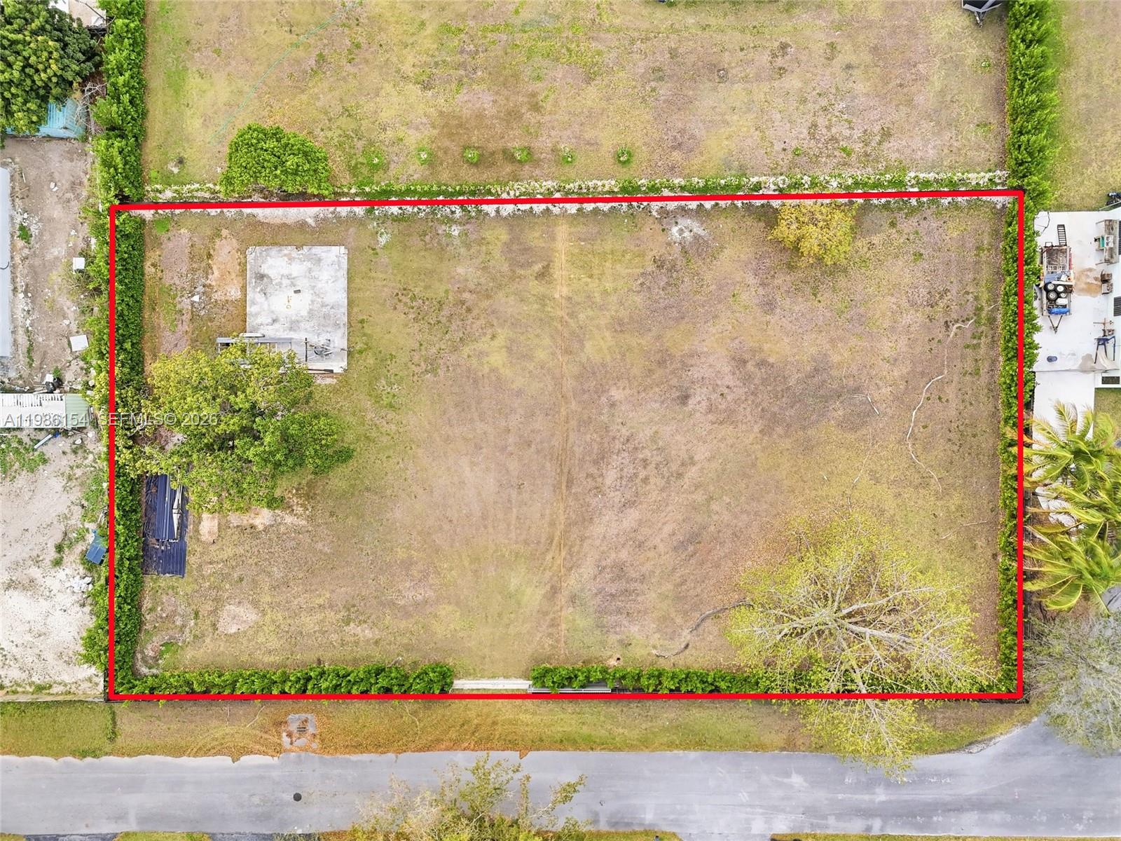   /   кв.футов $ 2026-03-19 0 Фото