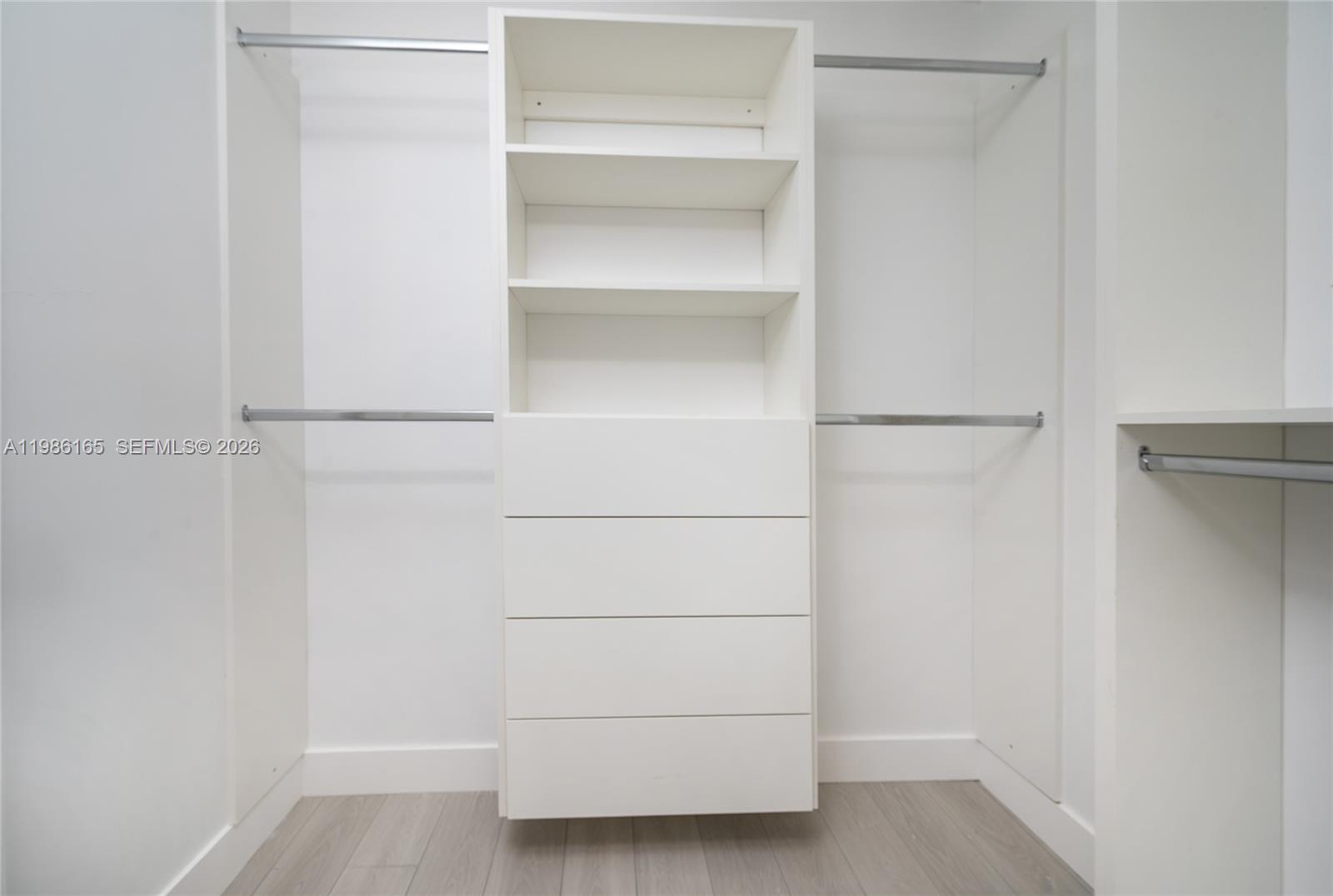   /  0 sq. ft. $ 2026-03-19 0 foto