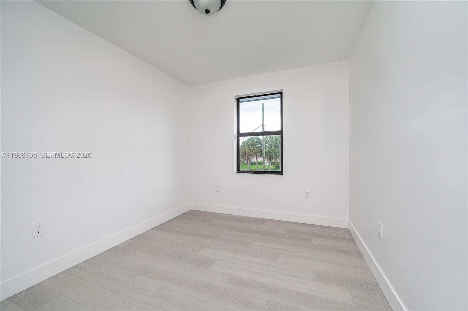   /  0 sq. ft. $ 2026-03-19 0 foto