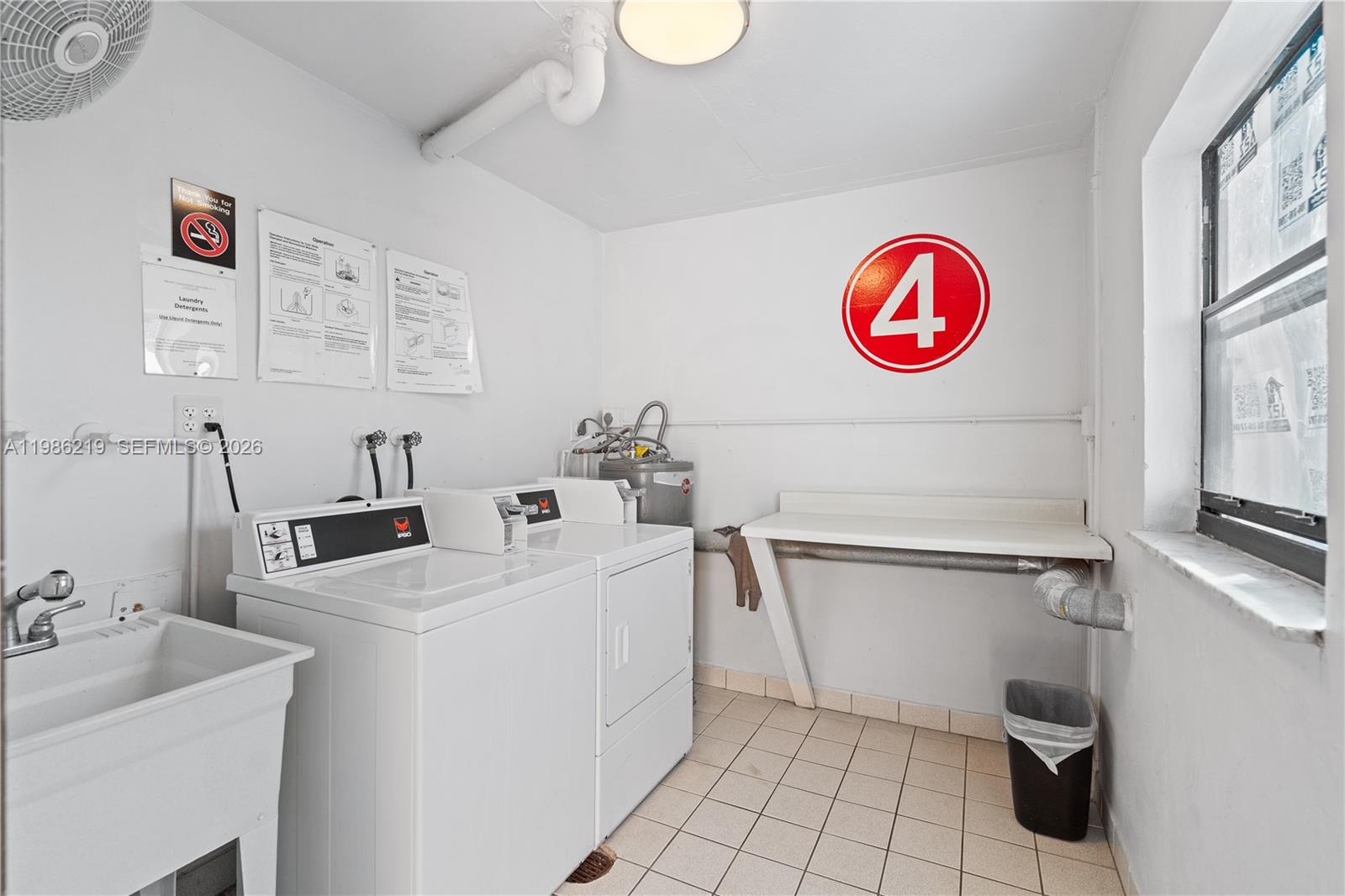 408 2 / 2 992 sq. ft. $ 2026-03-19 0 foto