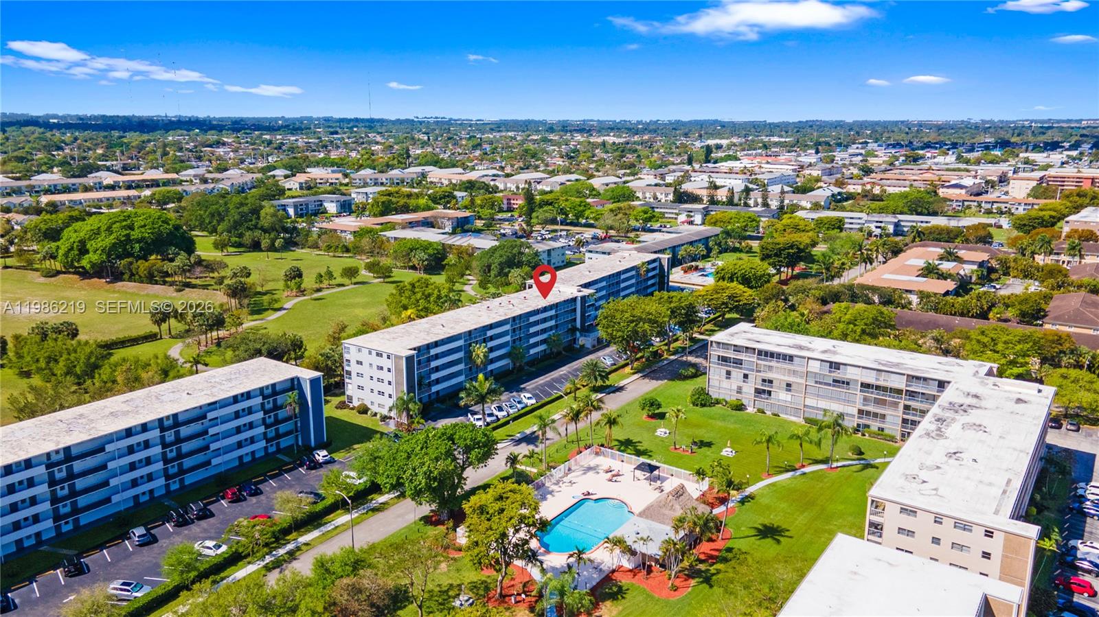 408 2 / 2 992 sq. ft. $ 2026-03-19 0 foto