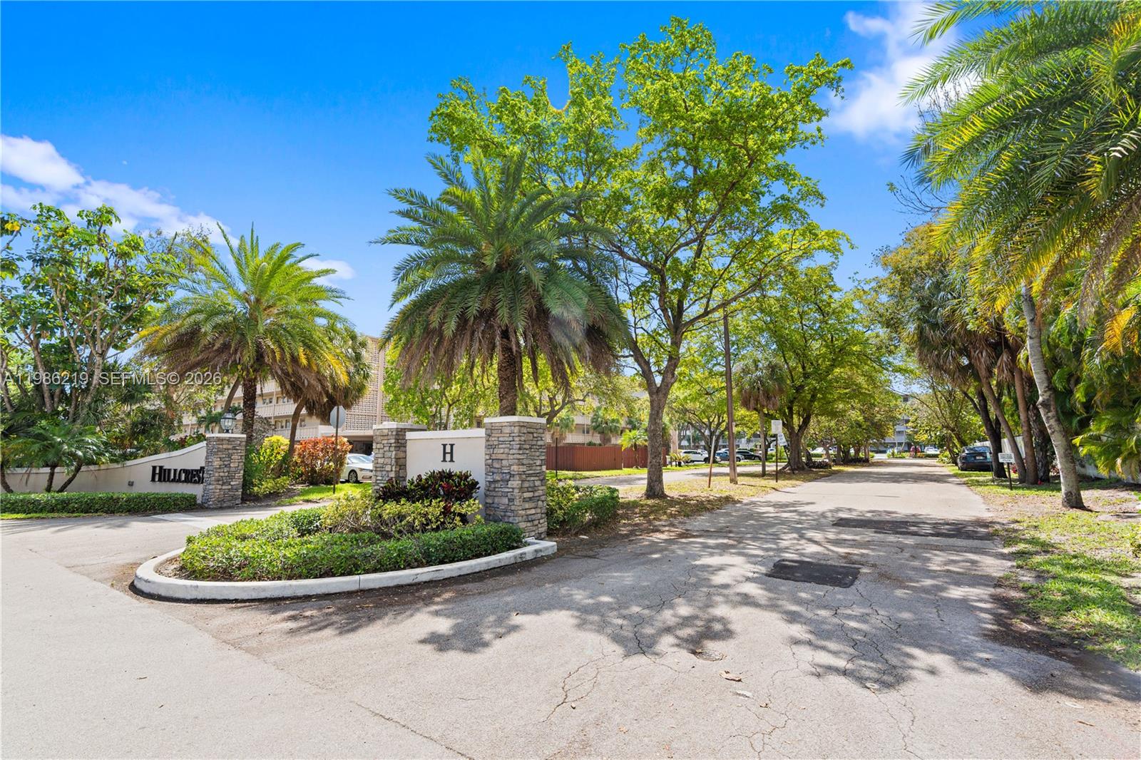 408 2 / 2 992 sq. ft. $ 2026-03-19 0 Photo