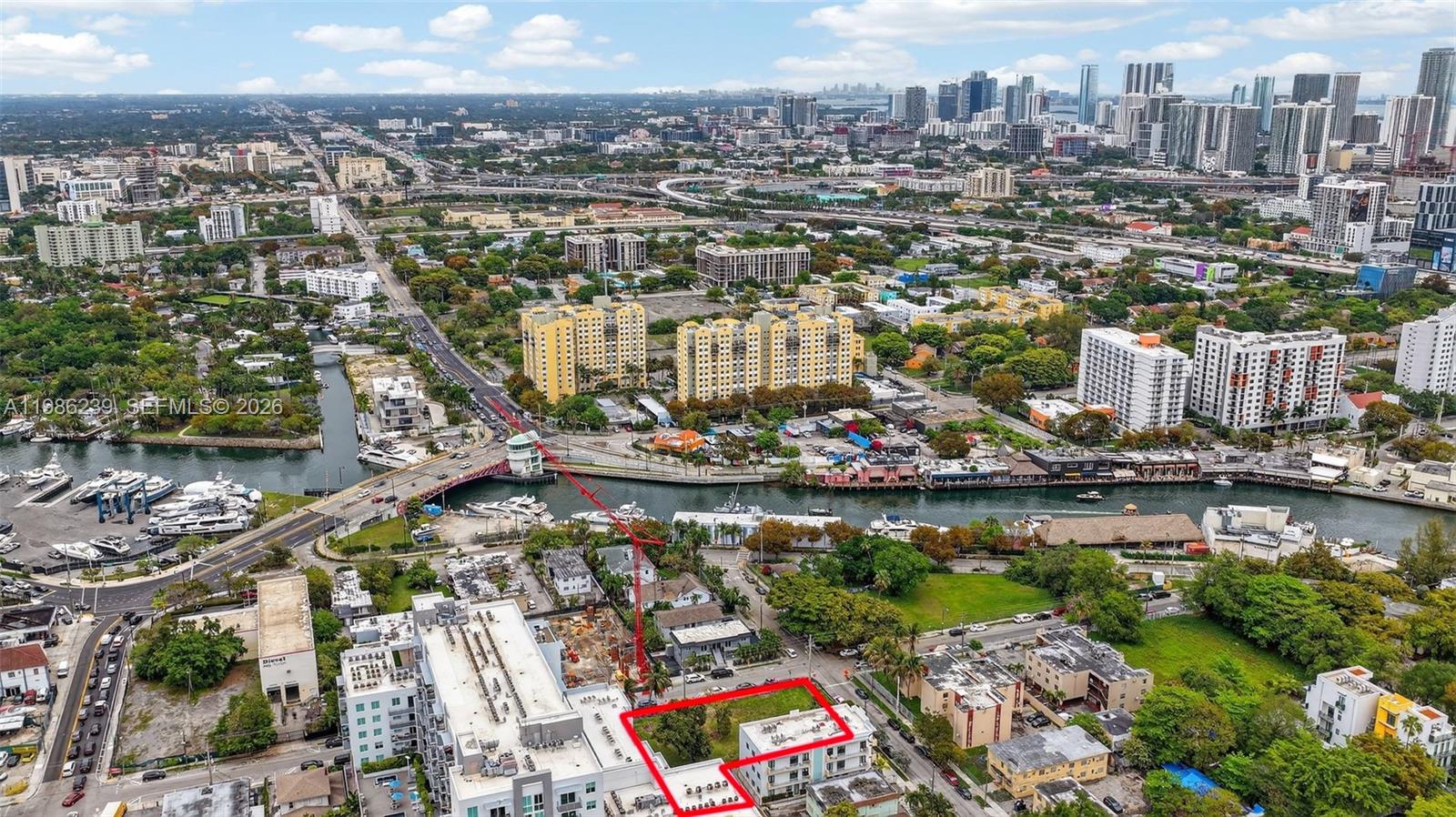   /   кв.футов $ 2026-03-19 0 Фото