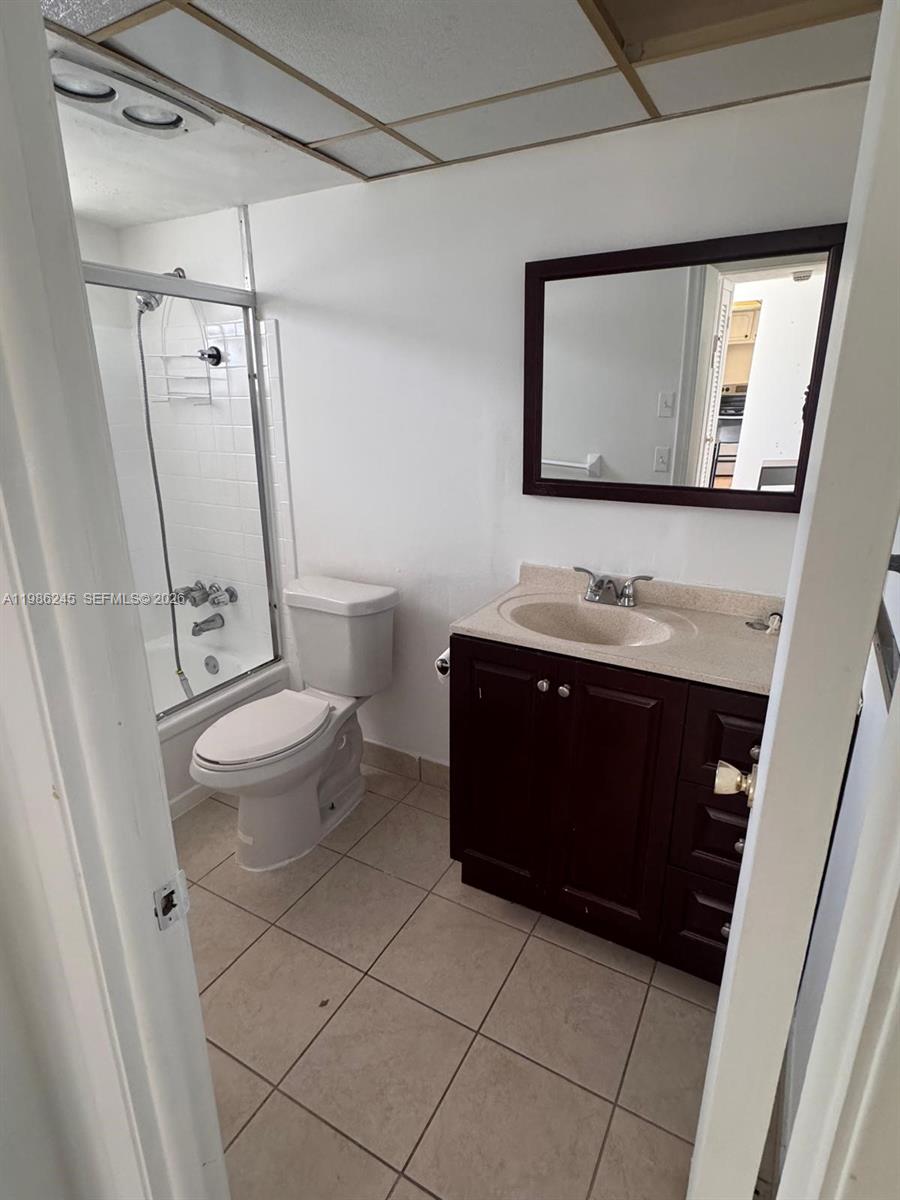 Photo of 219 14th Ave #406, Hallandale Beach, Florida, 33009 -
