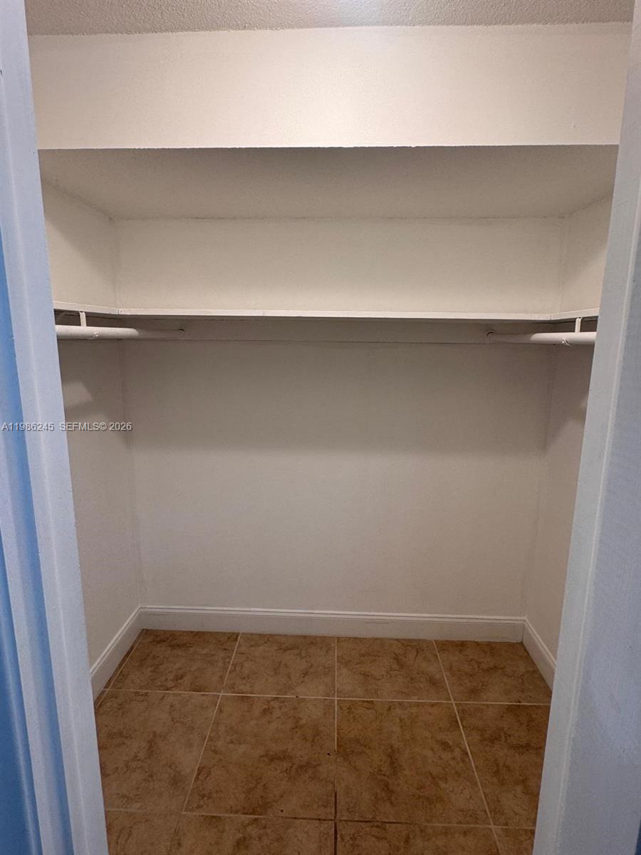 Photo of 219 14th Ave #406, Hallandale Beach, Florida, 33009 -