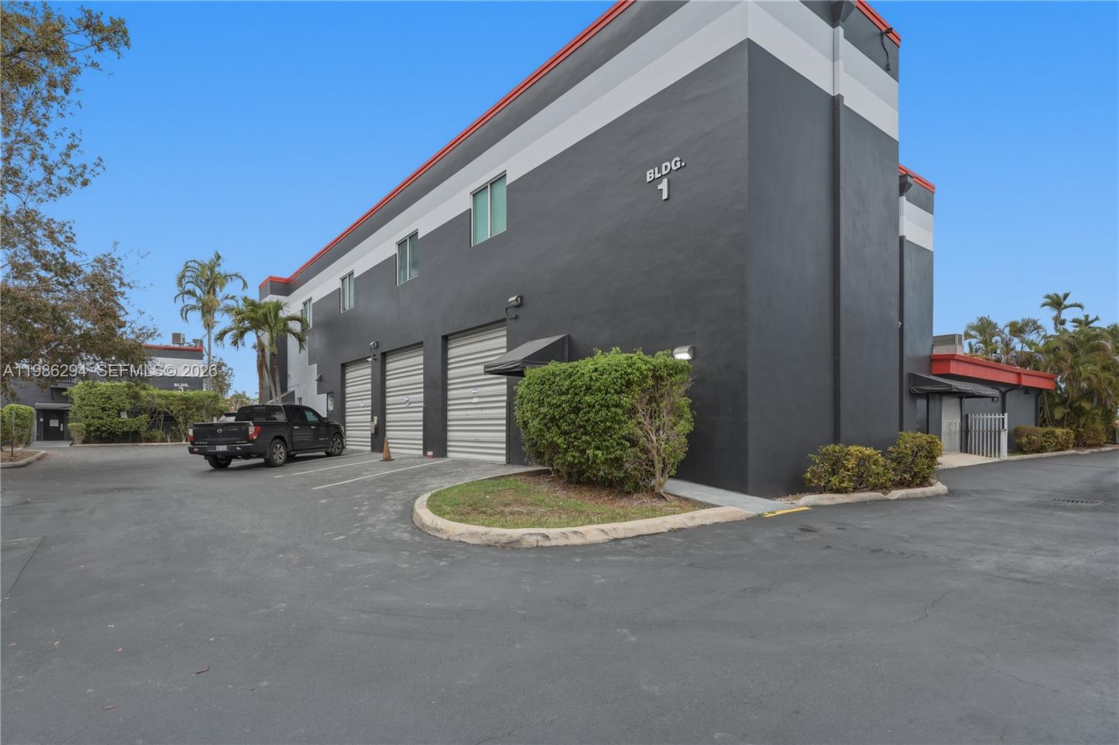   /   sq. ft. $ 2026-03-20 0 foto