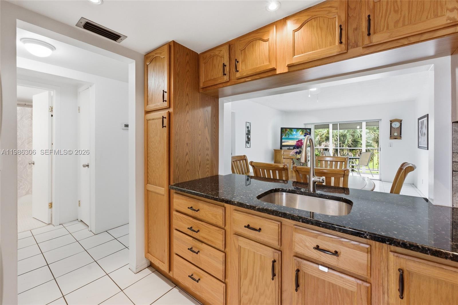 Подробнее 209 1 / 1 672 кв.футов $ 2026-03-20 0 Фото