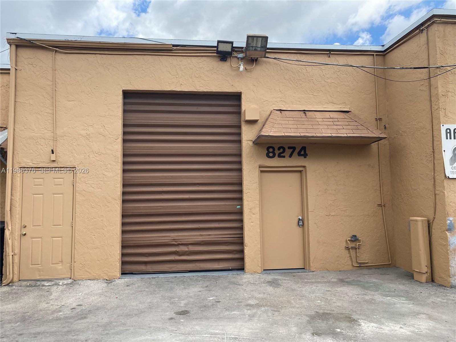   /   кв.футов $ 2026-03-20 0 Фото