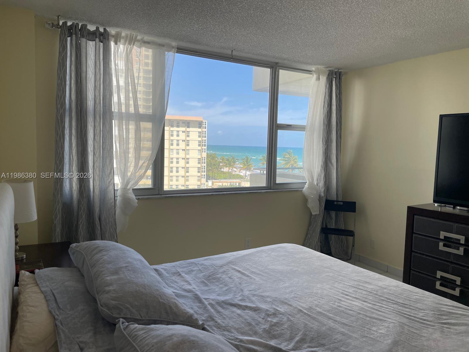 Photo of 3180 Ocean Dr #506, Hallandale Beach, Florida, 33009 -