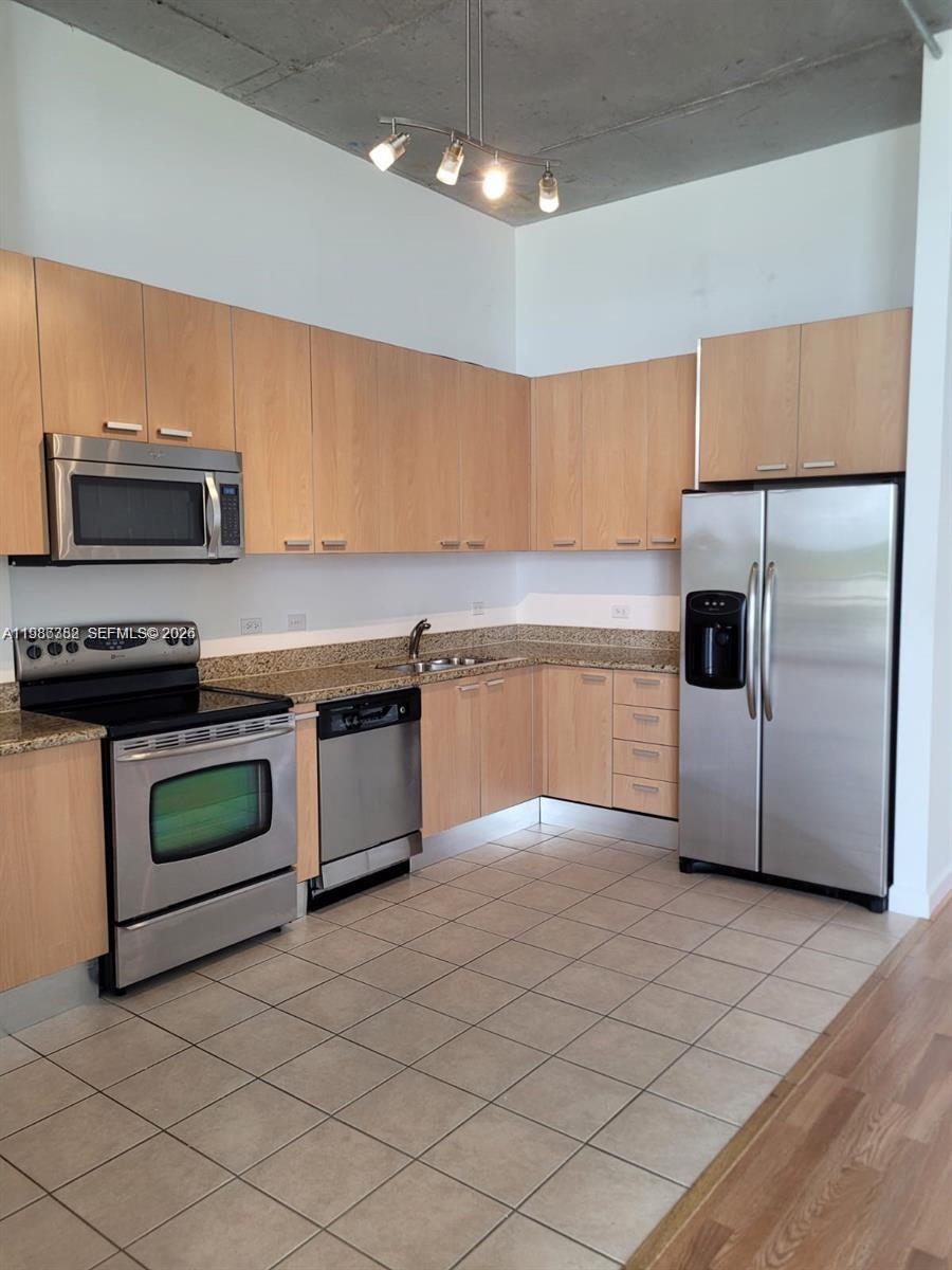 Photo of 2100 Van Buren St  #501, Hollywood, Florida, 33020 - 