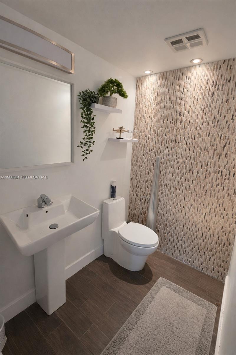 Photo of 3675 Country Club Dr #2305, Aventura, Florida, 33180 -