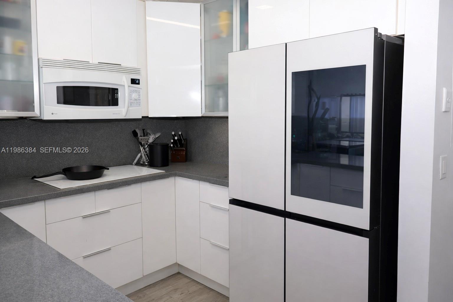 Photo of 3675 Country Club Dr #2305, Aventura, Florida, 33180 -