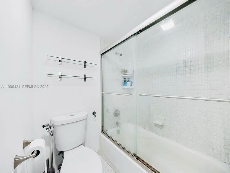 Photo of 20301 Country Club Dr  #1023, Aventura, Florida, 33180 - 