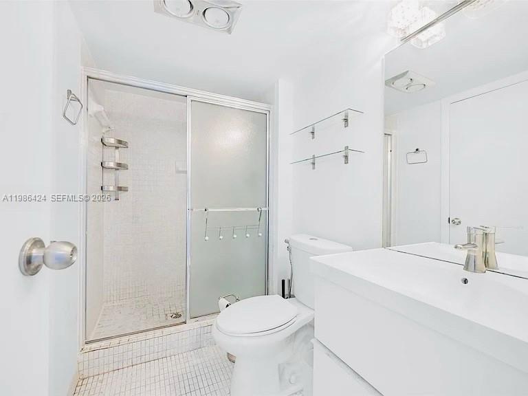 Photo of 20301 Country Club Dr  #1023, Aventura, Florida, 33180 - 