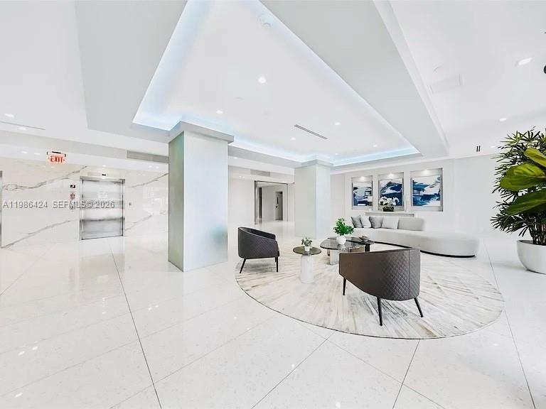 Photo of 20301 Country Club Dr  #1023, Aventura, Florida, 33180 - 