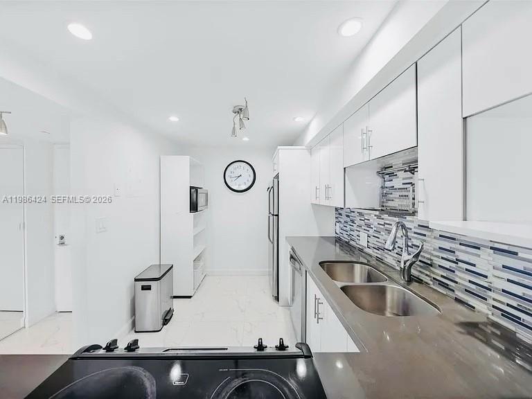 Photo of 20301 Country Club Dr  #1023, Aventura, Florida, 33180 - 