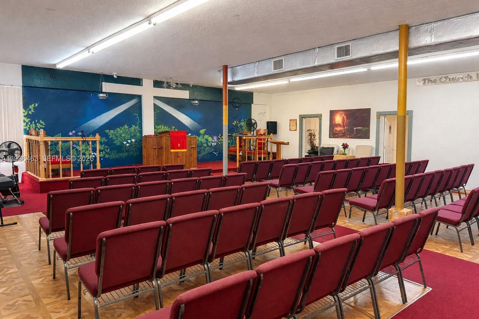   /   sq. ft. $ 2026-03-20 0 foto