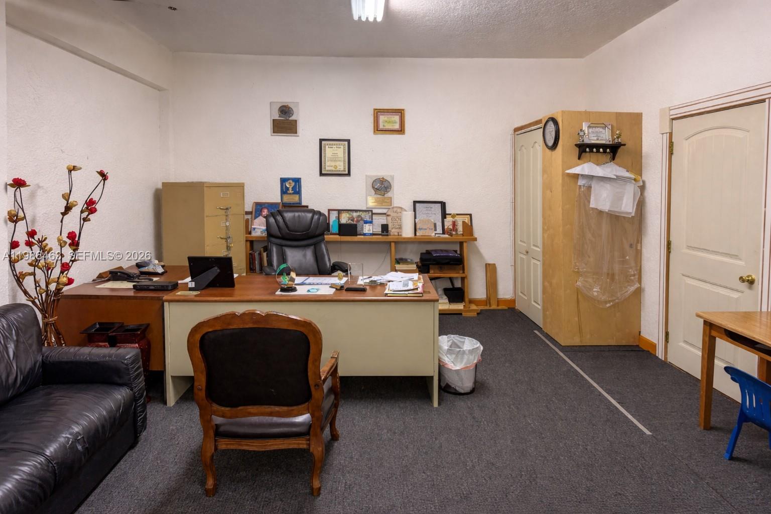   /   sq. ft. $ 2026-03-20 0 foto