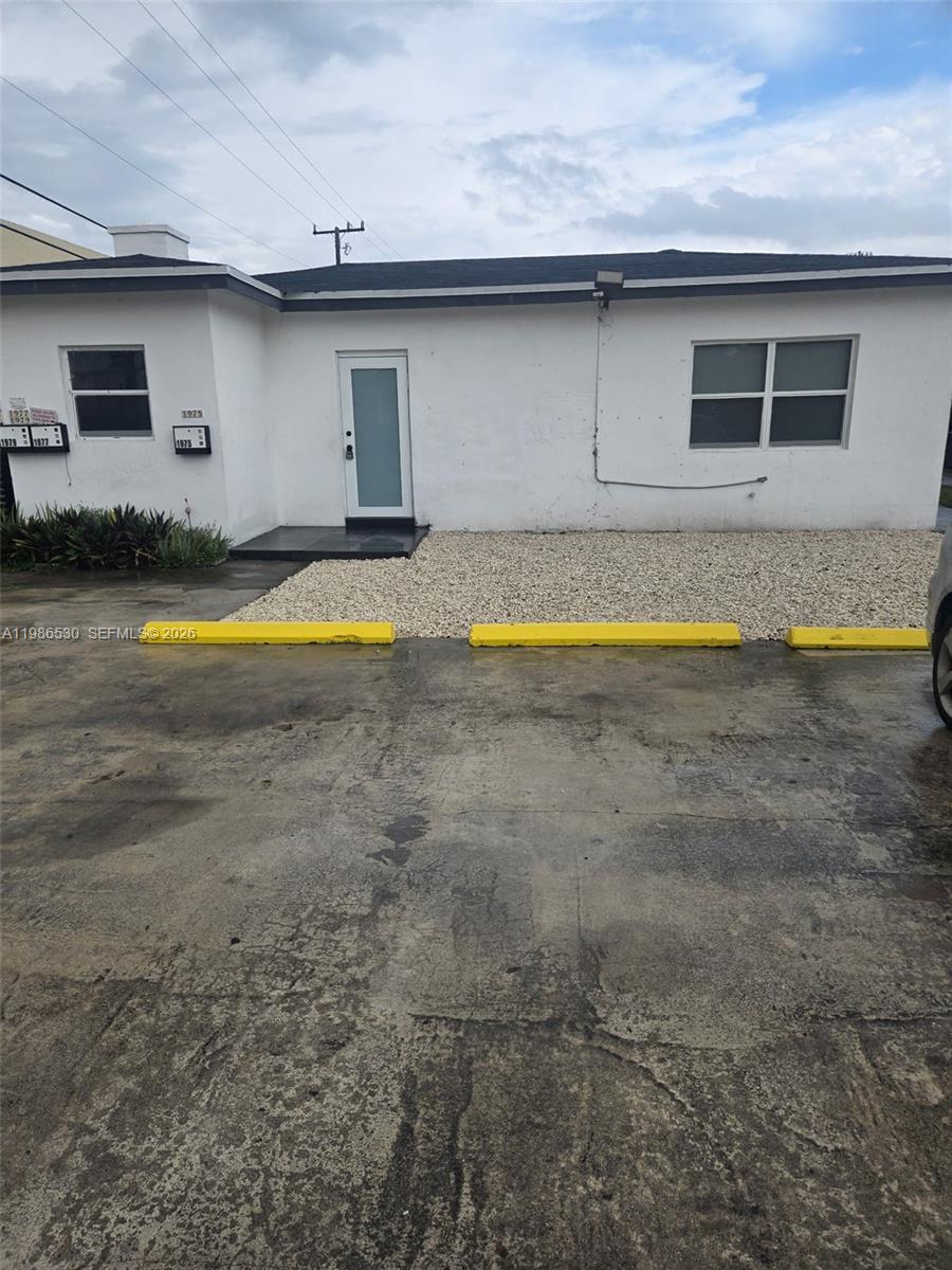   /  3163 кв.футов $ 2026-03-20 0 Фото