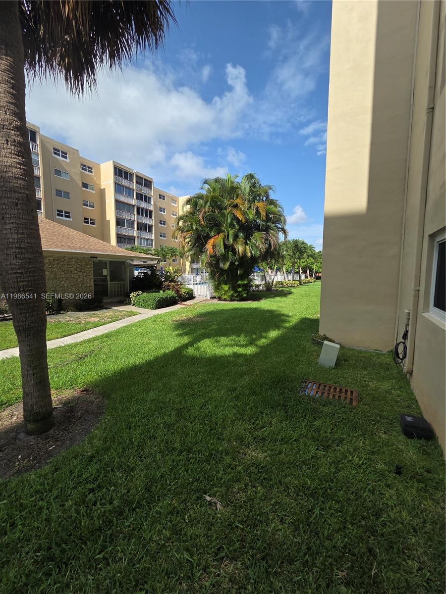 Photo of 620 12th Ave  #101, Hallandale Beach, Florida, 33009 - 
