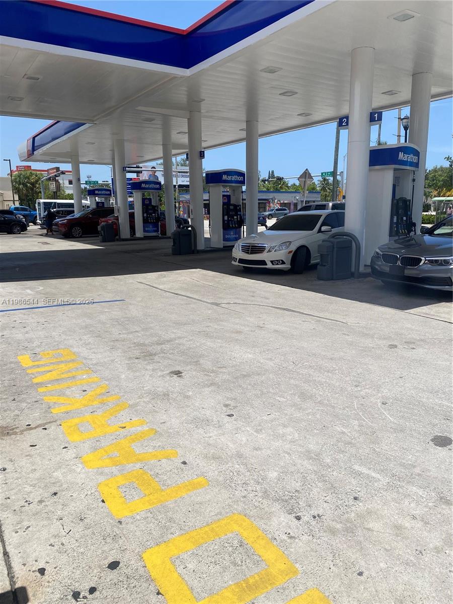   /   кв.футов $ 2026-03-20 0 Фото