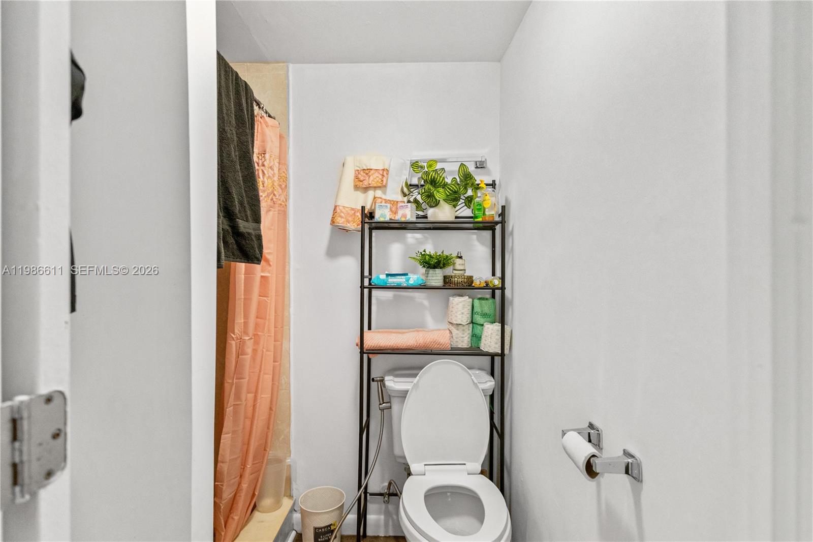   /  2590 кв.футов $ 2026-03-20 0 Фото