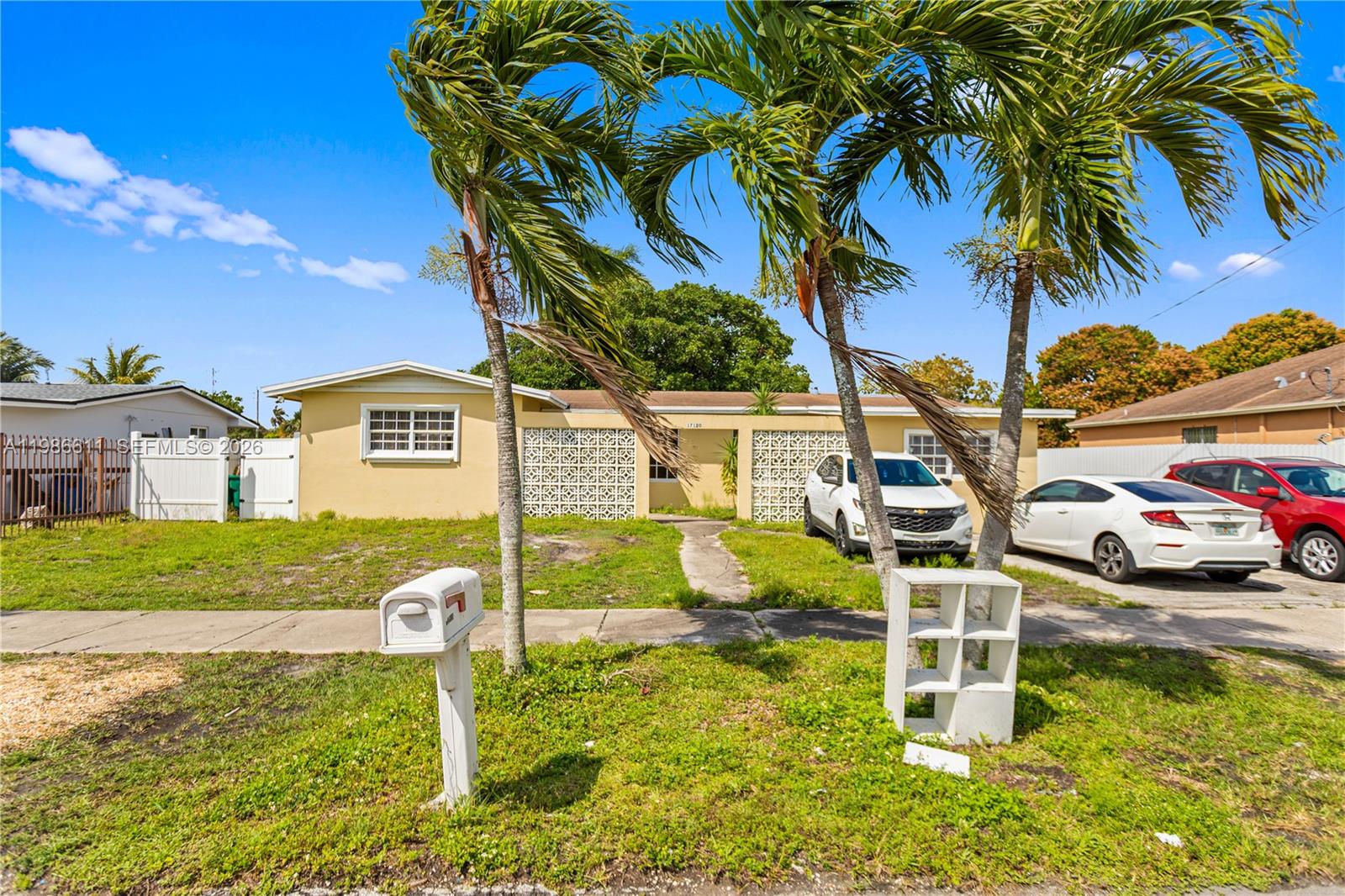   /  2590 кв.футов $ 2026-03-20 0 Фото