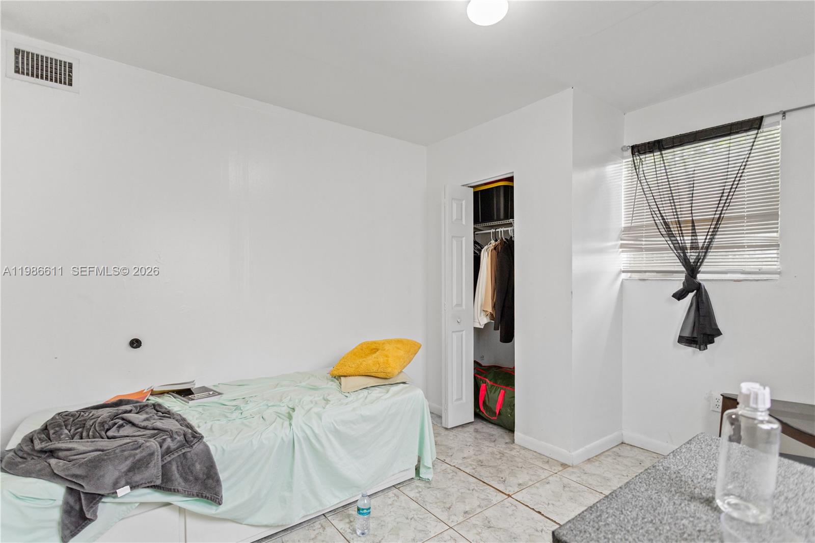   /  2590 кв.футов $ 2026-03-20 0 Фото