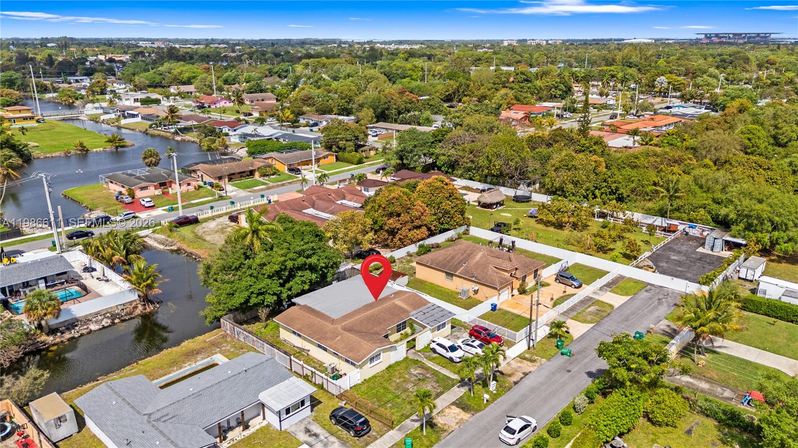   /  2590 кв.футов $ 2026-03-20 0 Фото