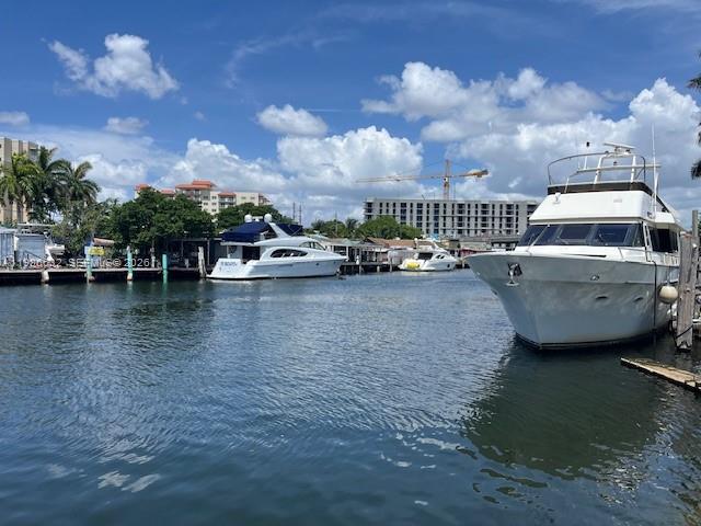   /   кв.футов $ 2026-03-27 0 Фото