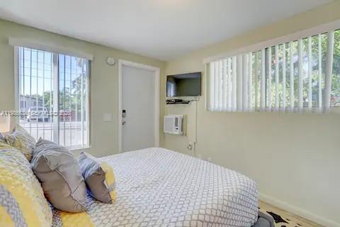 1-8  /   sq. ft. $ 2026-03-20 0 foto