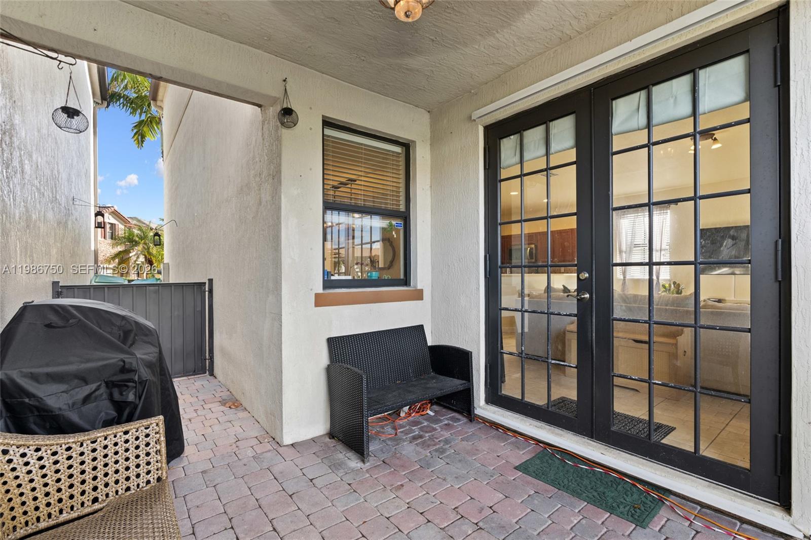 11379 3 / 3 1741 sq. ft. $ 2026-03-20 0 foto