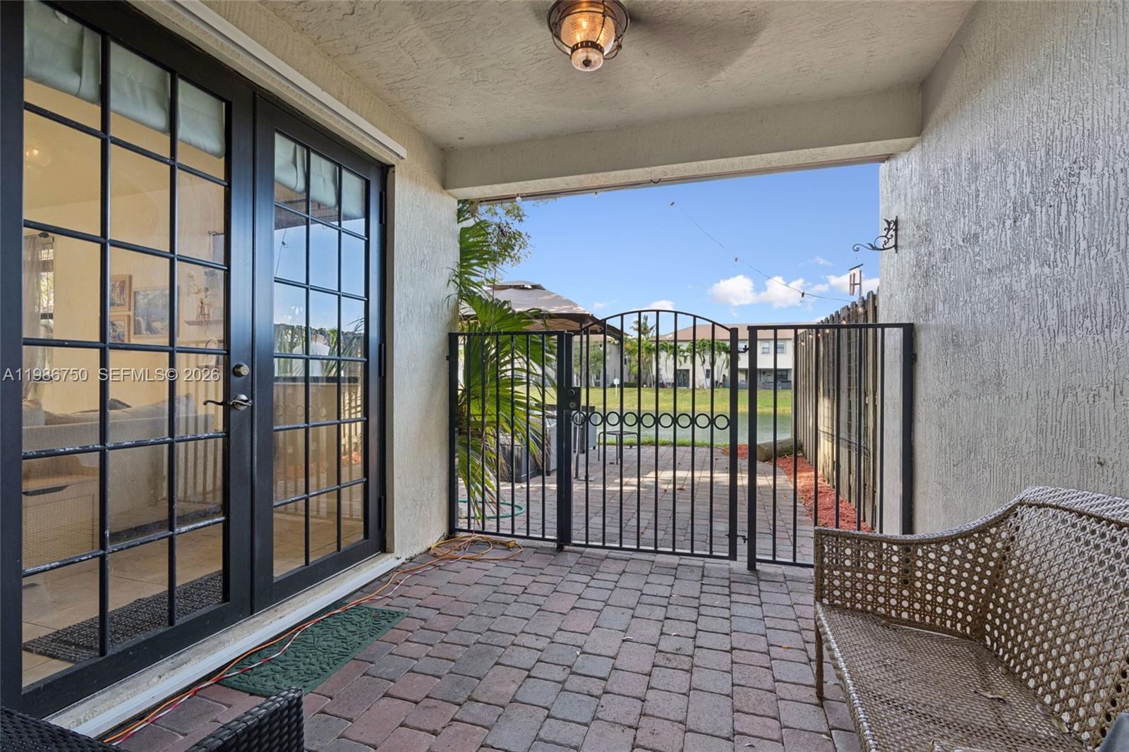 11379 3 / 3 1741 sq. ft. $ 2026-03-20 0 foto