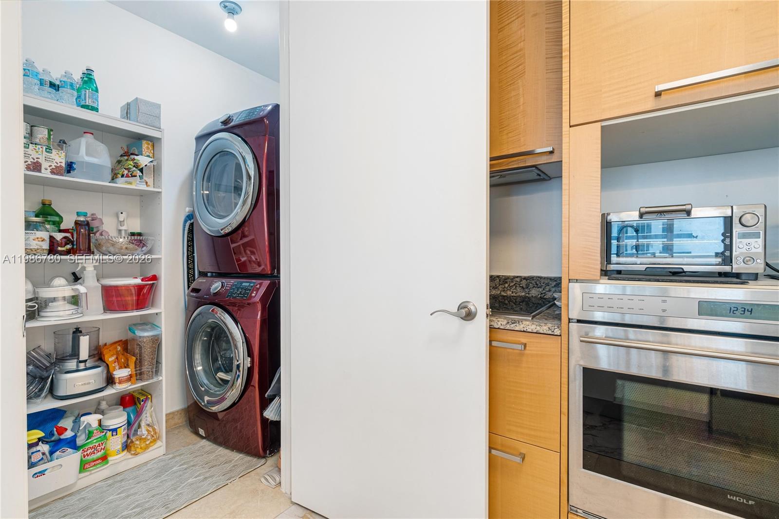 3002 3 / 4 1979 sq. ft. $ 2026-03-20 0 foto