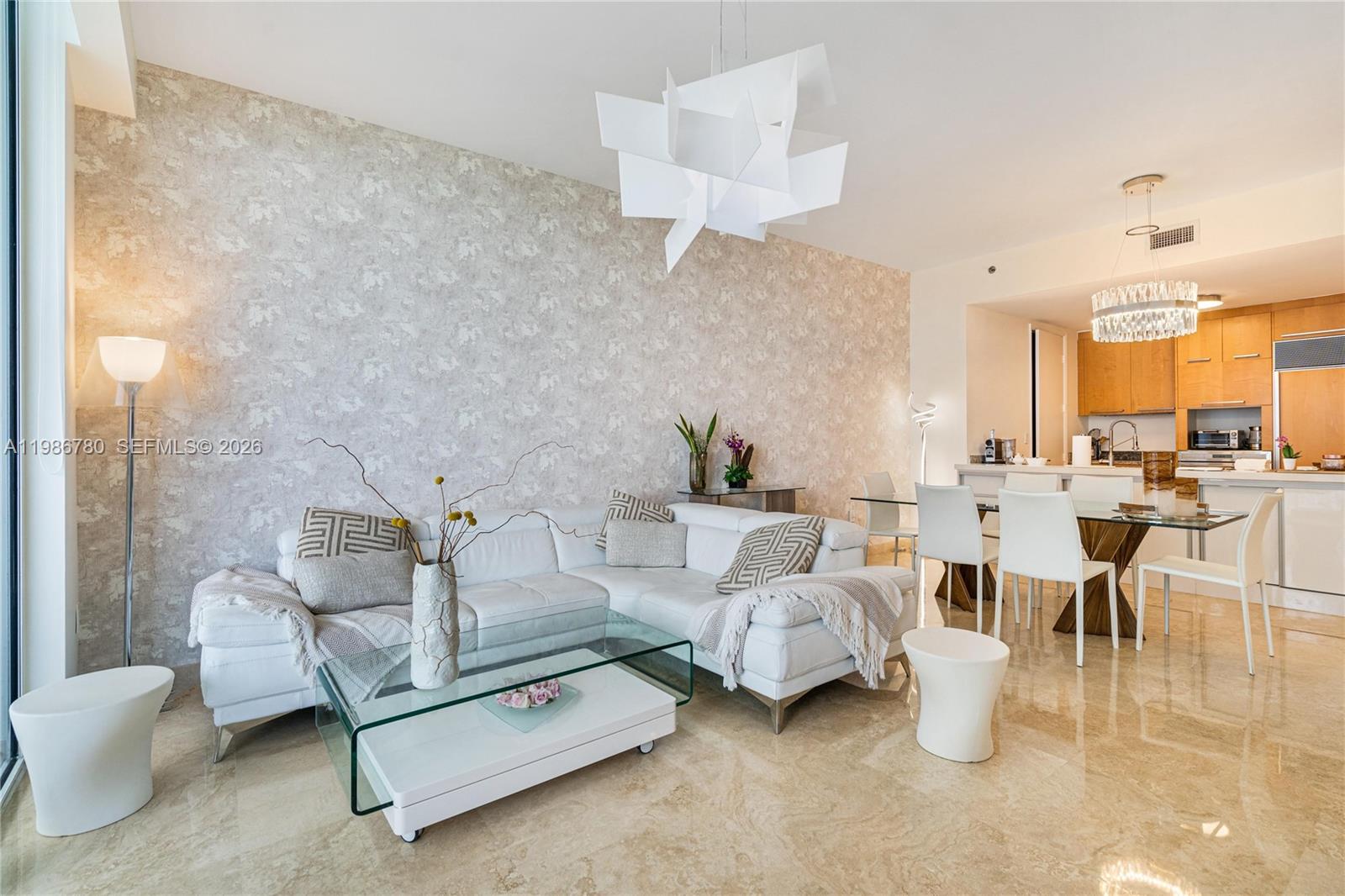 3002 3 / 4 1979 sq. ft. $ 2026-03-20 0 foto