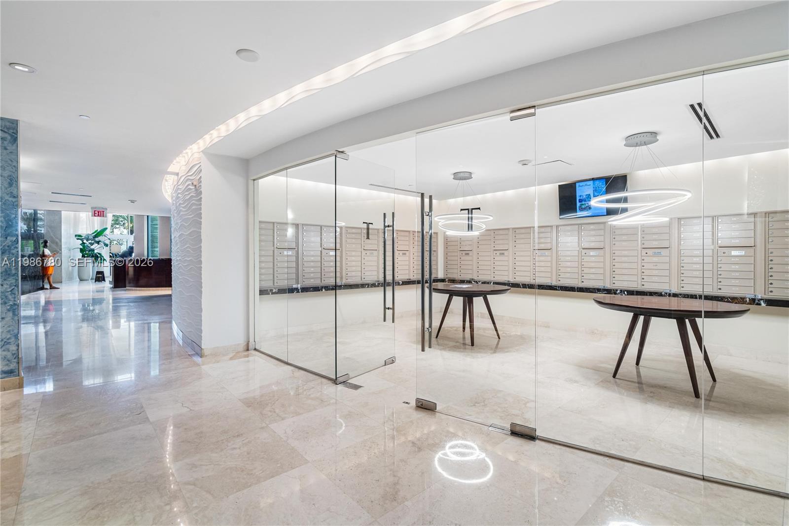 3002 3 / 4 1979 sq. ft. $ 2026-03-20 0 foto