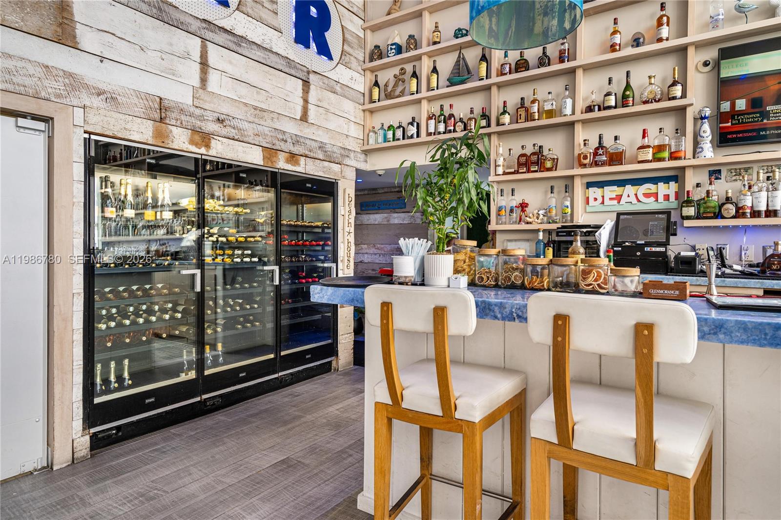 3002 3 / 4 1979 sq. ft. $ 2026-03-20 0 foto