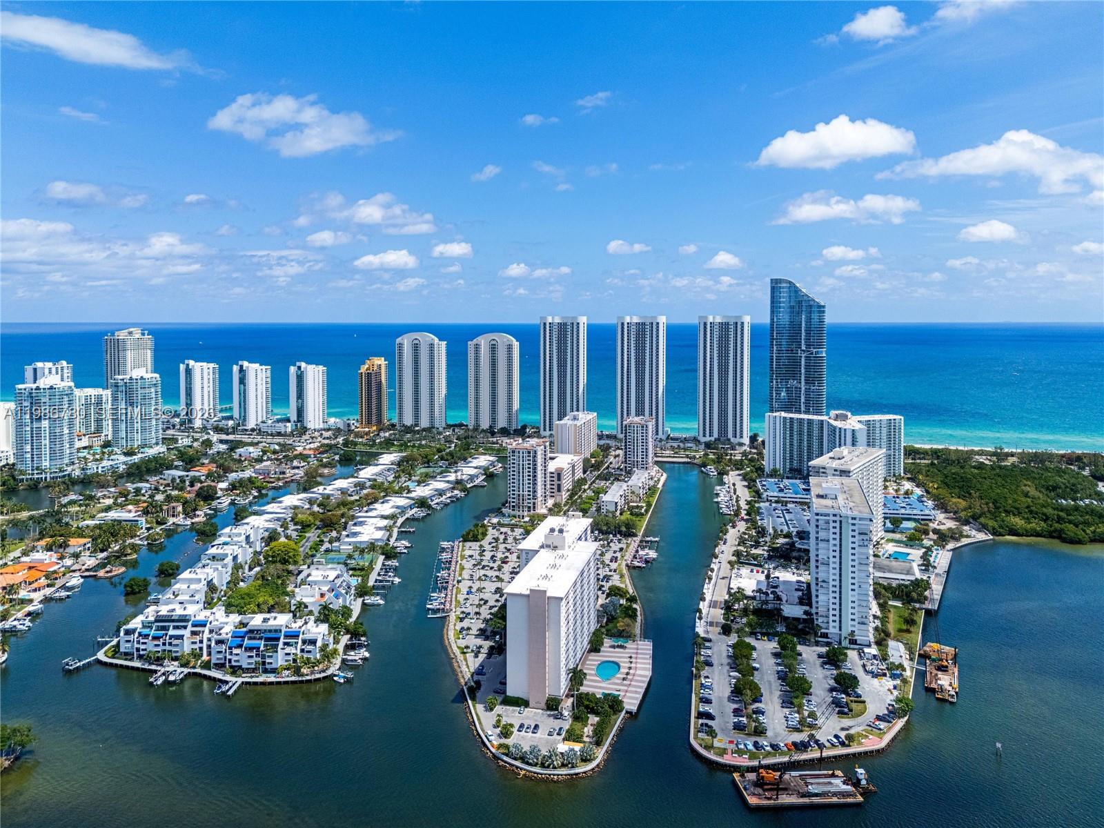 3002 3 / 4 1979 sq. ft. $ 2026-03-20 0 foto